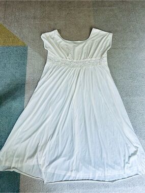 Romantic Moods Cream Lace-Trim Empire Night Gown